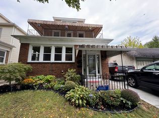 11 Henley Rd #2, Buffalo, NY 14216