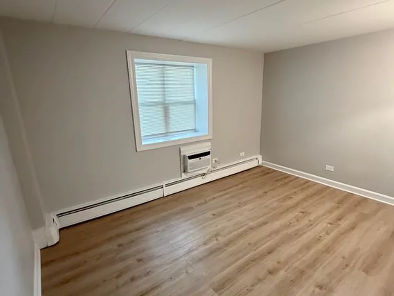 2025 W Granville Ave #B110 — Photo 12