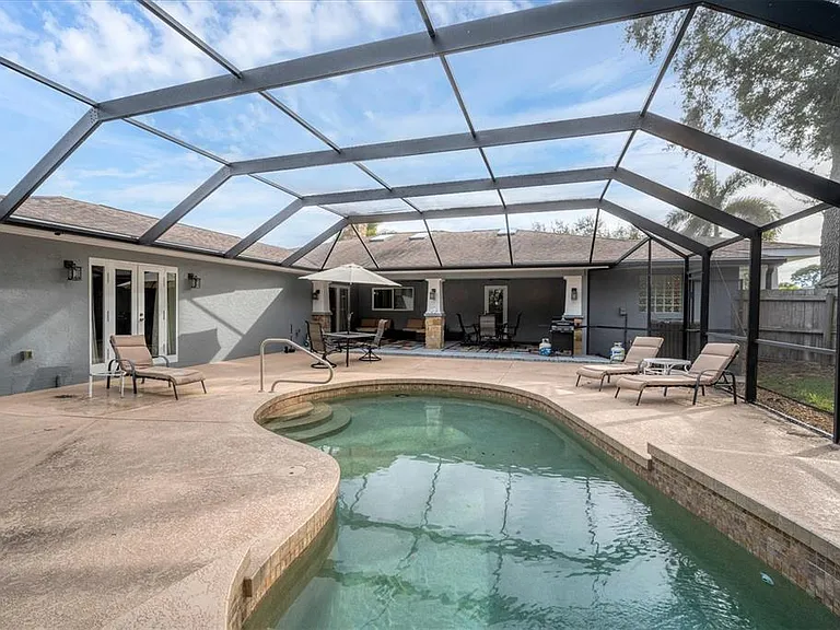 416 Sunset Dr — Photo 31
