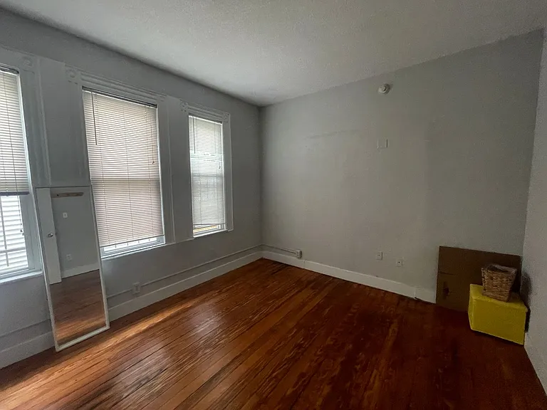 65 Edgewood Ave — Photo 11