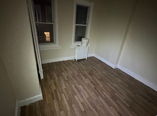 632 E Hilton St, Philadelphia, PA 19134