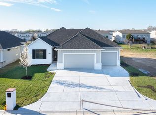 341 N Jackson Heights Ct, Wichita, KS 67206