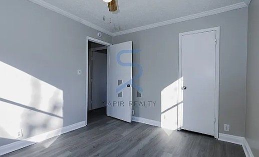 3rd image of 953 Washington St SW #11