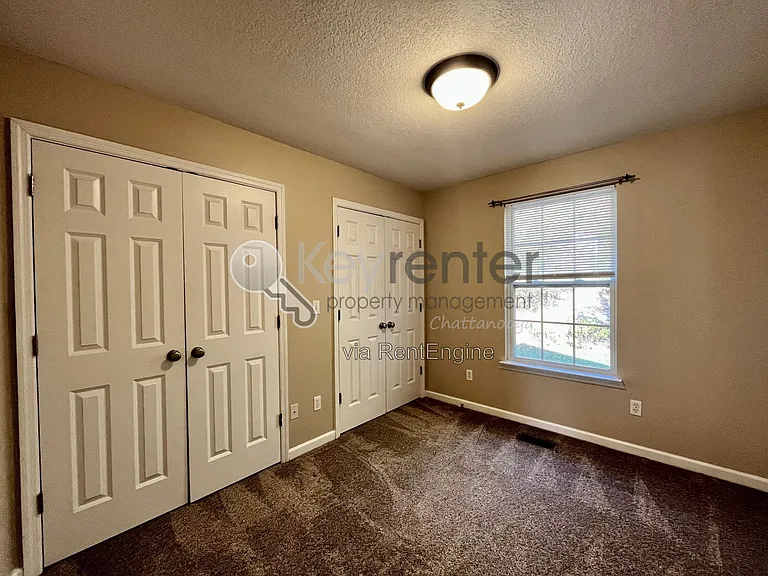 3721 Connelly Ln — Photo 13