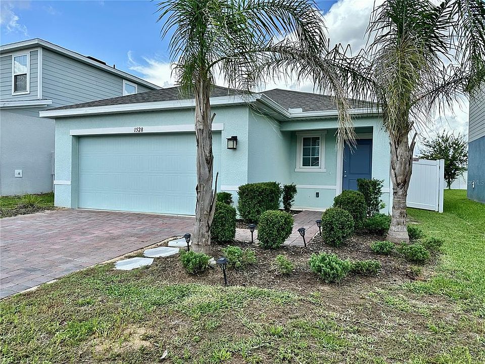 1st image of 1528 EUCALYPTUS WAY
