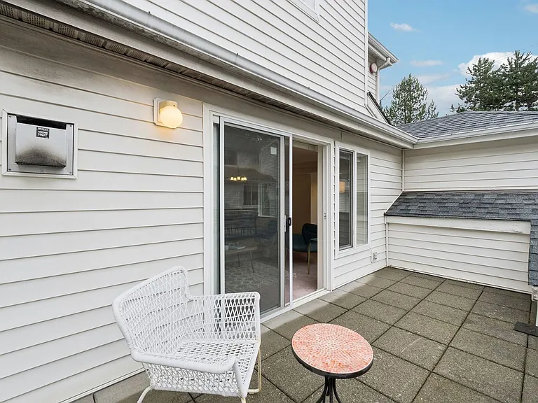 16219 Northup Way #C201 — Photo 19