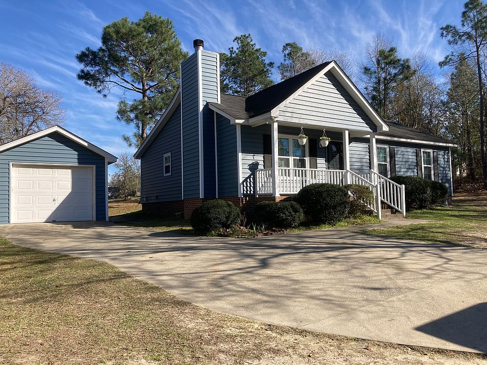 3/2 single family home on .66 acre lot