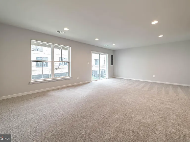 6227 Almerico Pl — Photo 73