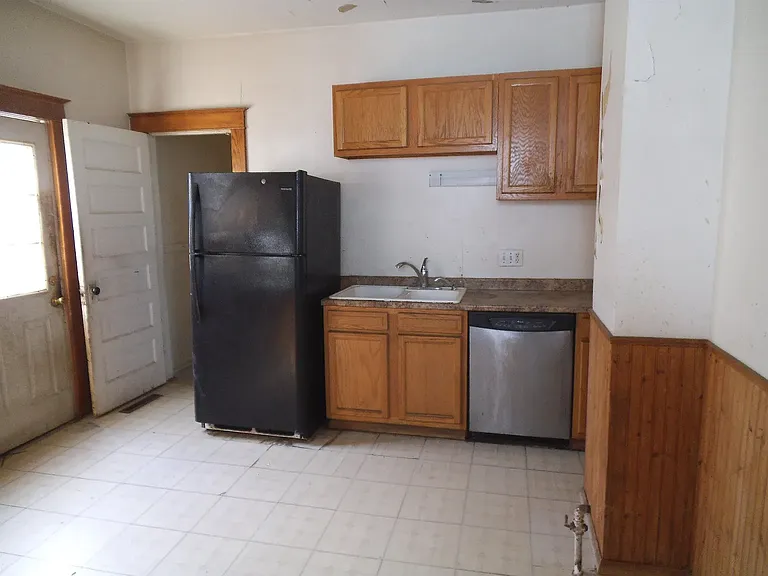 120 S Carolina St — Photo 29