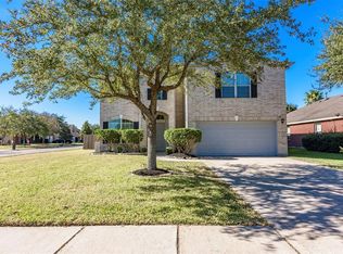 2119 Goldfinch Ln, League City, TX 77573