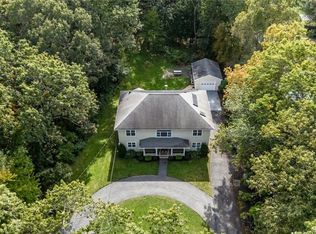151 Old Jenckes Hill Rd, Lincoln, RI 02865