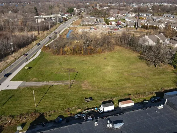 3604 N Calumet Ave, Valparaiso, IN 46383