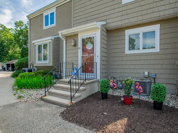 83 Clearview Court #83, Southington, CT 06489