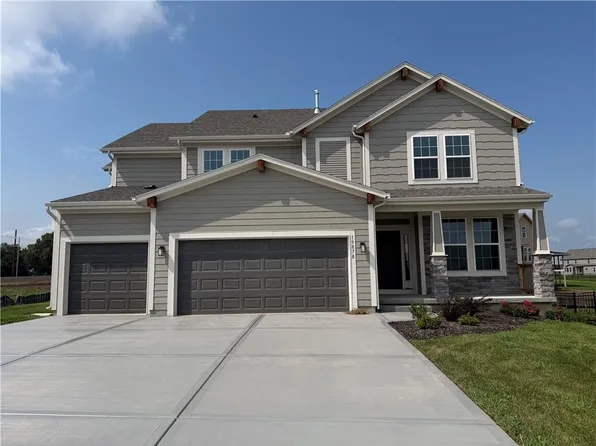 19878 W 114th Pl, Olathe, KS 66061