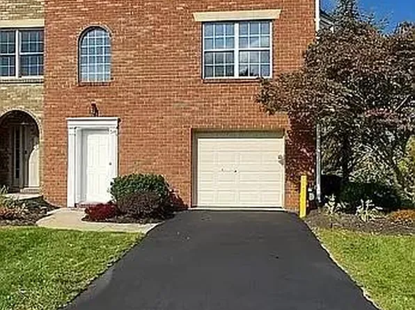 58 Jayme Dr, York, PA 17402