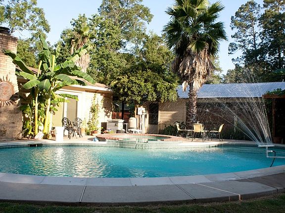 3rd image of 26788 Oak Creek Dr