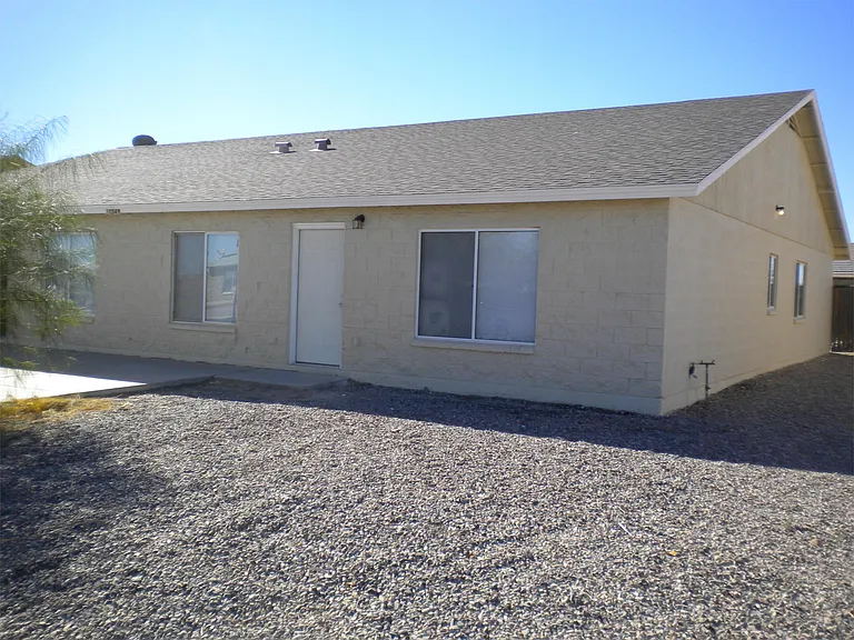 Carousel duplex unit B outside