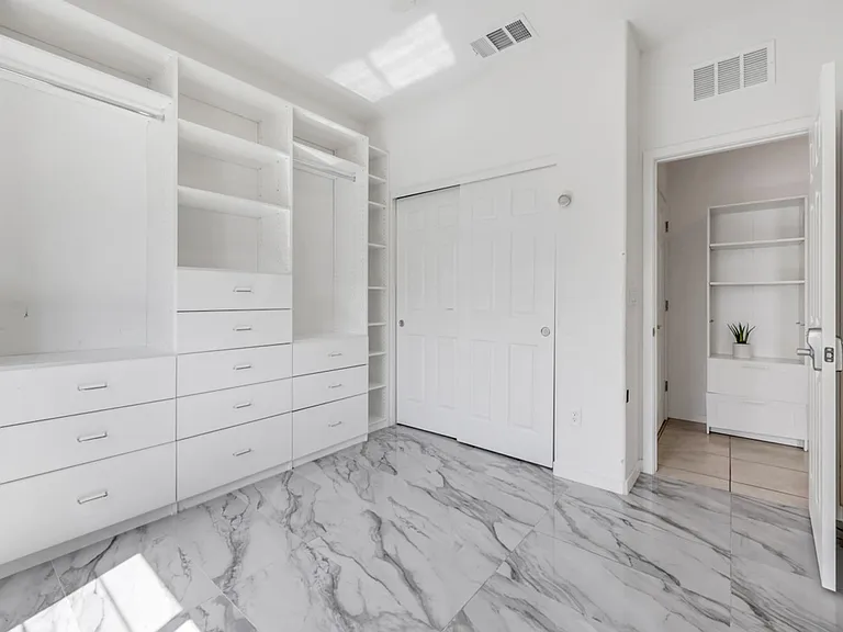 5684 Beguiling Falls St — Photo 9