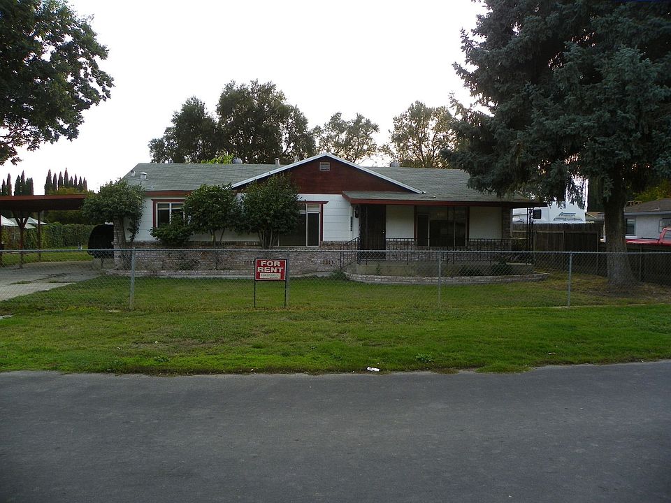1589 Tamarack Rd.
