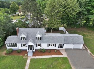 15 Manning Rd, Windsor Locks, CT 06096