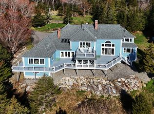 28 Yellow Head Rd, New Harbor, ME 04554