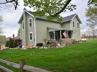 1102 M Dr S, East Leroy, MI 49051