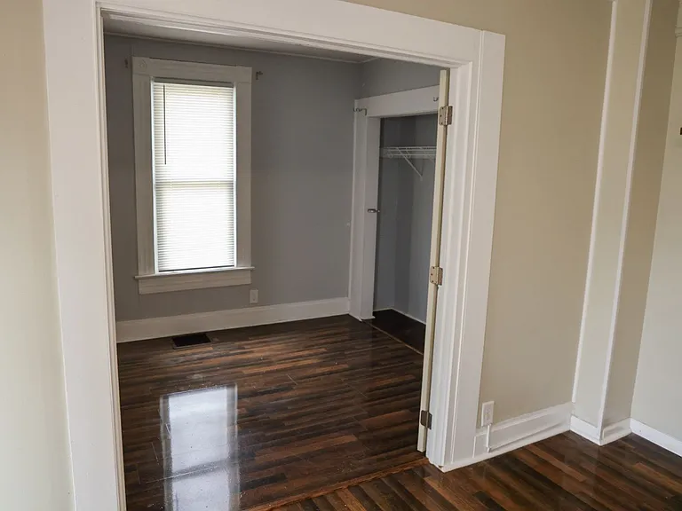 435 Ballard Ave — Photo 8