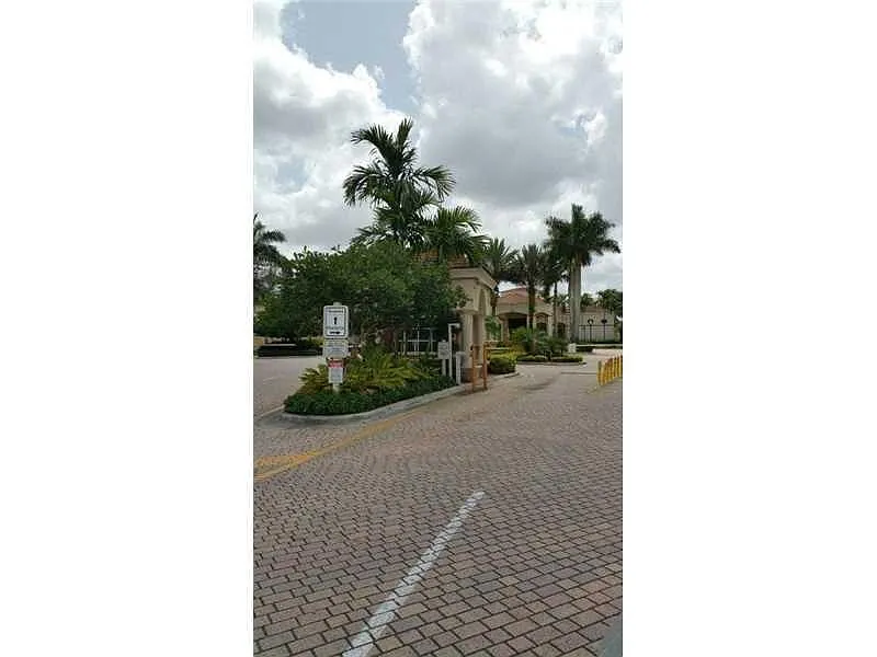 Building Photo - 12847 SW 31st Ct #155