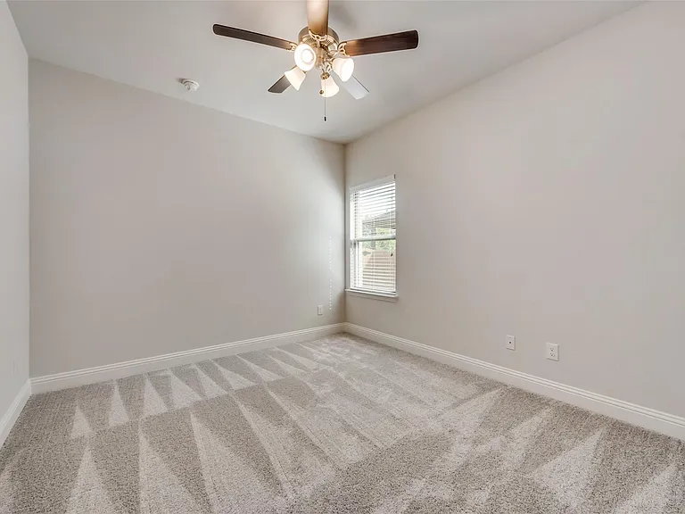 4008 Gray Wolf Dr — Photo 13