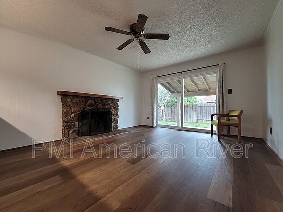3rd image of 5806 Ambler St