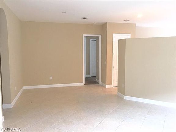 4th image of 6074 Highwood Park Ct