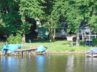 747 S River Rd, Fremont, WI 54940