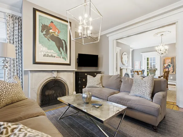 34 Bartlett St #1, Charlestown, MA 02129
