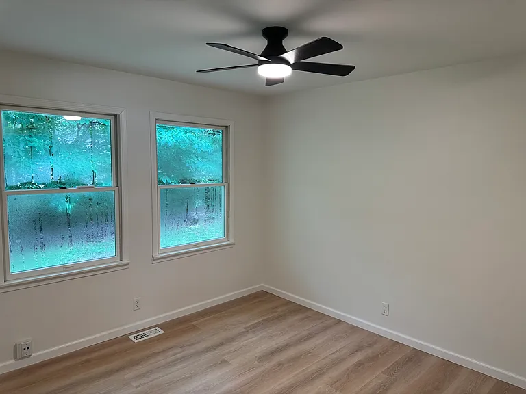 18068 Meyers Dr — Photo 7