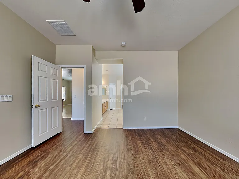 5526 W Pecan Rd — Photo 7