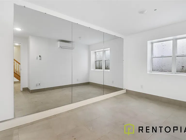 106 Meserole St #1C — Photo 6