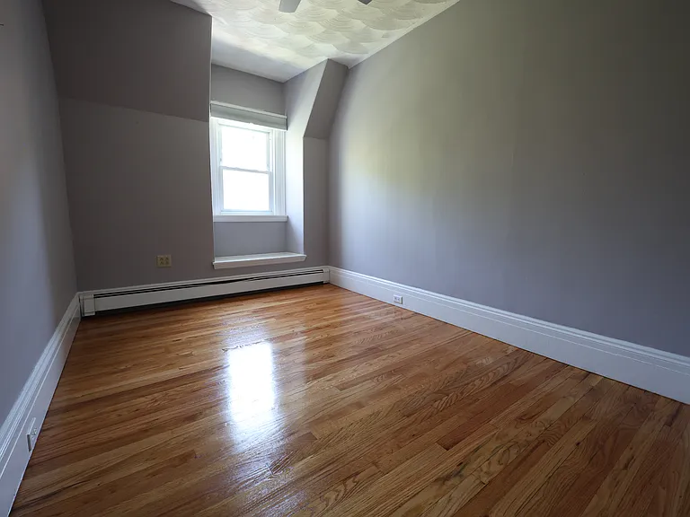 318 Tappan St #3 — Photo 15