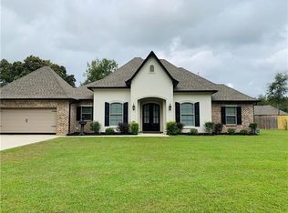 13636 Rue Chateau, Ponchatoula, LA 70454