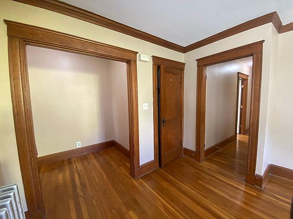 Entry / Hallway