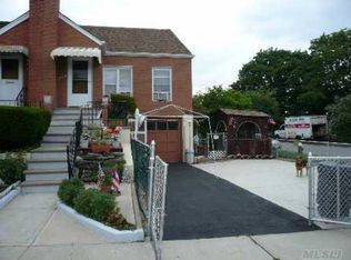 4829 54th Rd, Maspeth, NY 11378