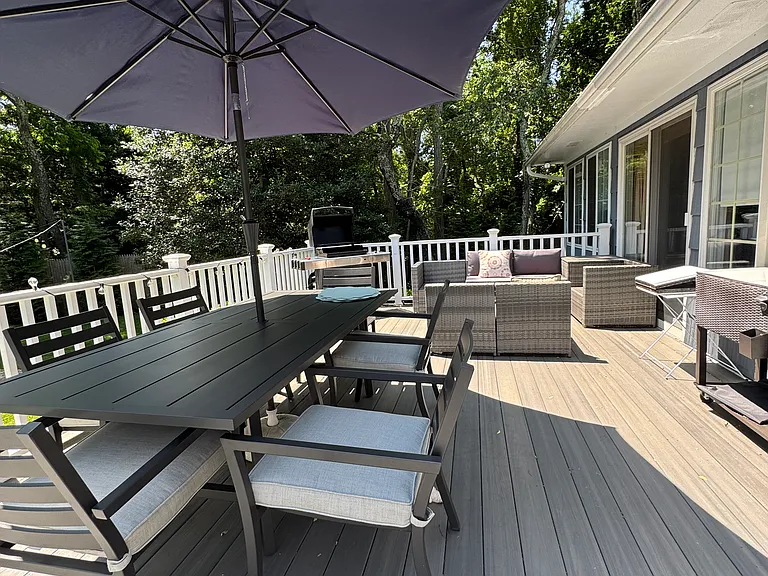 870 Noyack Rd — Photo 14