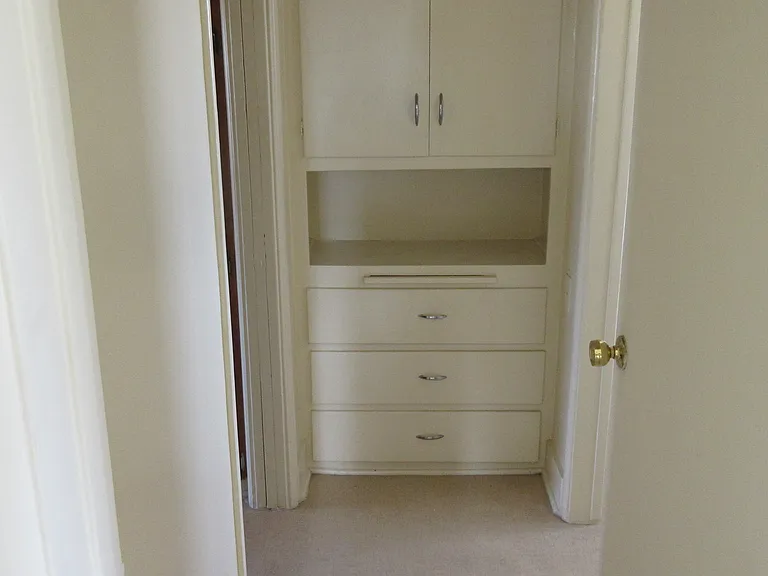 1876 Henderson Ave #6 — Photo 8