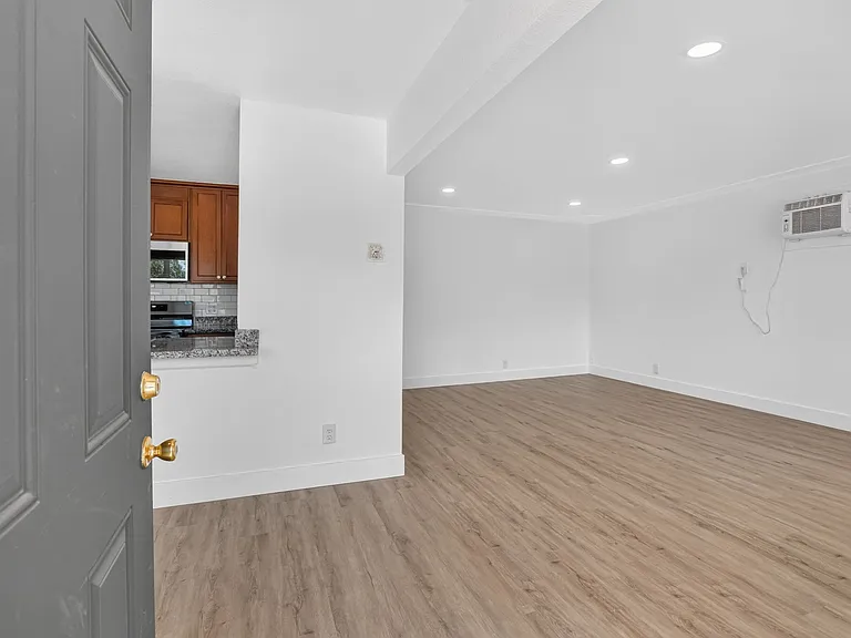 2786 Grove Ave #2786 — Photo 4