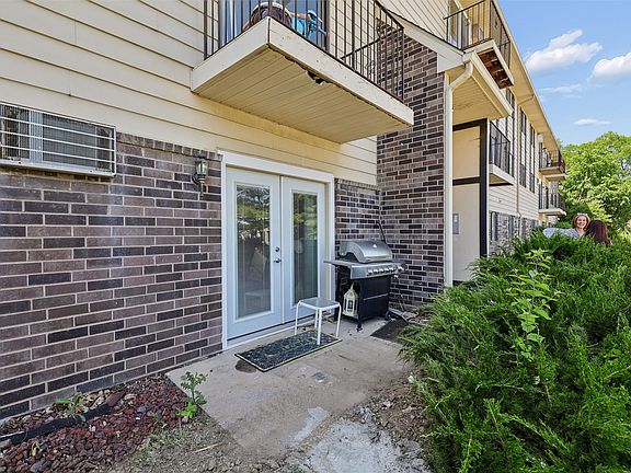 4th image of 1831 Fuller Rd APT 21