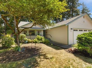 3917 SE Tennis Ct, Pt Orchard, WA