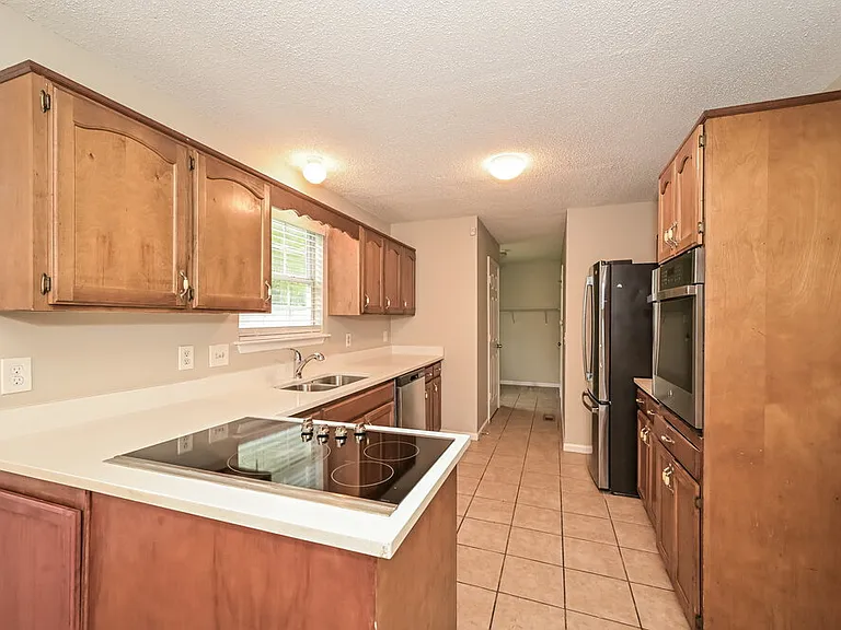 165 Bill Stewart Blvd — Photo 8
