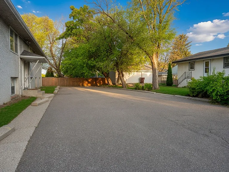 183 Annapolis Street W — Photo 6