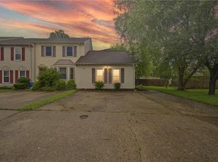 4795 Woods Edge Rd, Virginia Beach, VA 23462