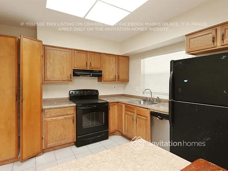 7828 Kismet St — Photo 12