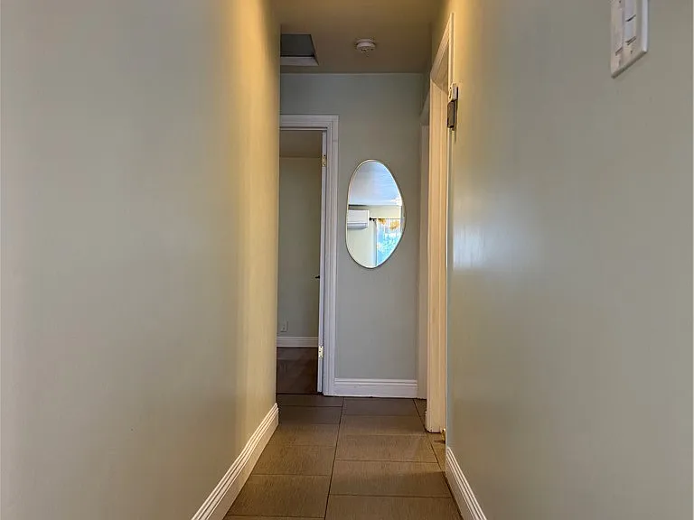 830 N Olive Ave — Photo 14